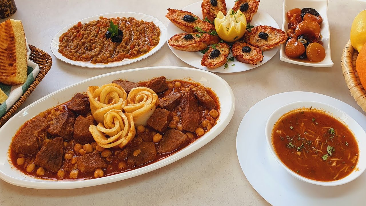 #طاولة_رمضان🌙ارواحي نمدلك سر بنة شطيطحة لحم اللي نديرها بدون كوكوت طايبة زبدة ومجمرة والبنة عالمية🌍