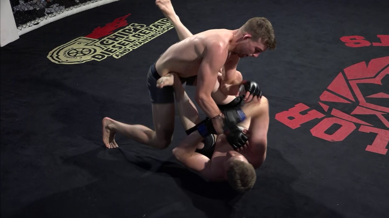 Valor 42 Fight 17 Lindsey Jones vs Jeff Powell