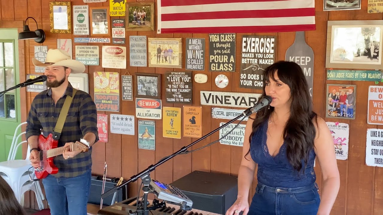 Cliff & Susan LIVE !! | Born to Boogie (Cover) | River Bottom Winery | Roland AR | 03 08 26