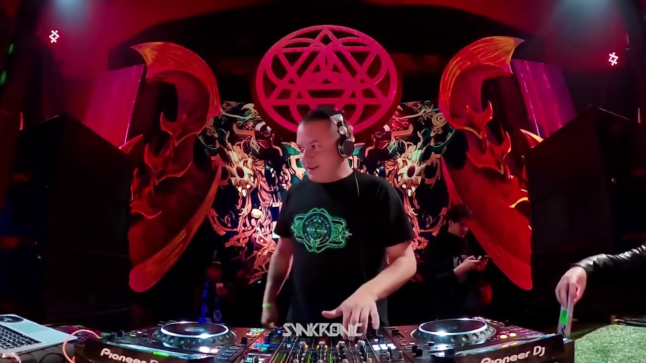 SYNKRONIC (Looney Moon Recs)  @ Progressive & Triade Trance 2023 | FULL SET VIDEO