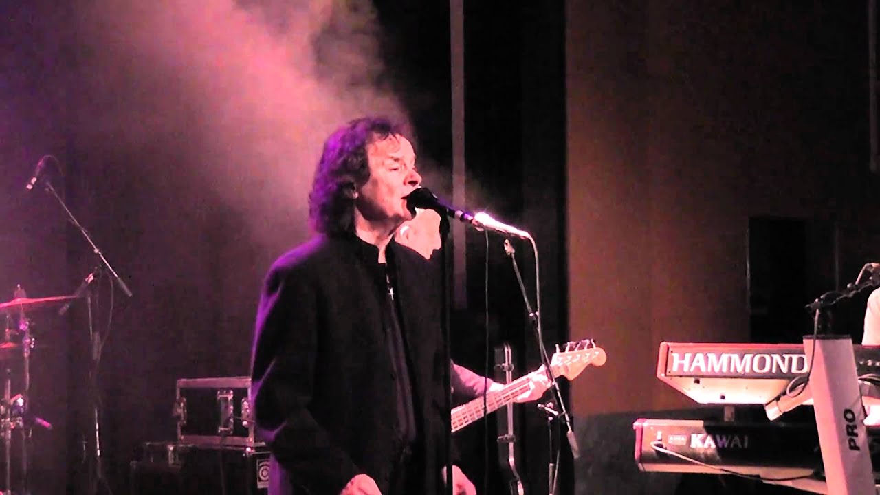 Colin Blunstone and Band - Caroline Goodbye