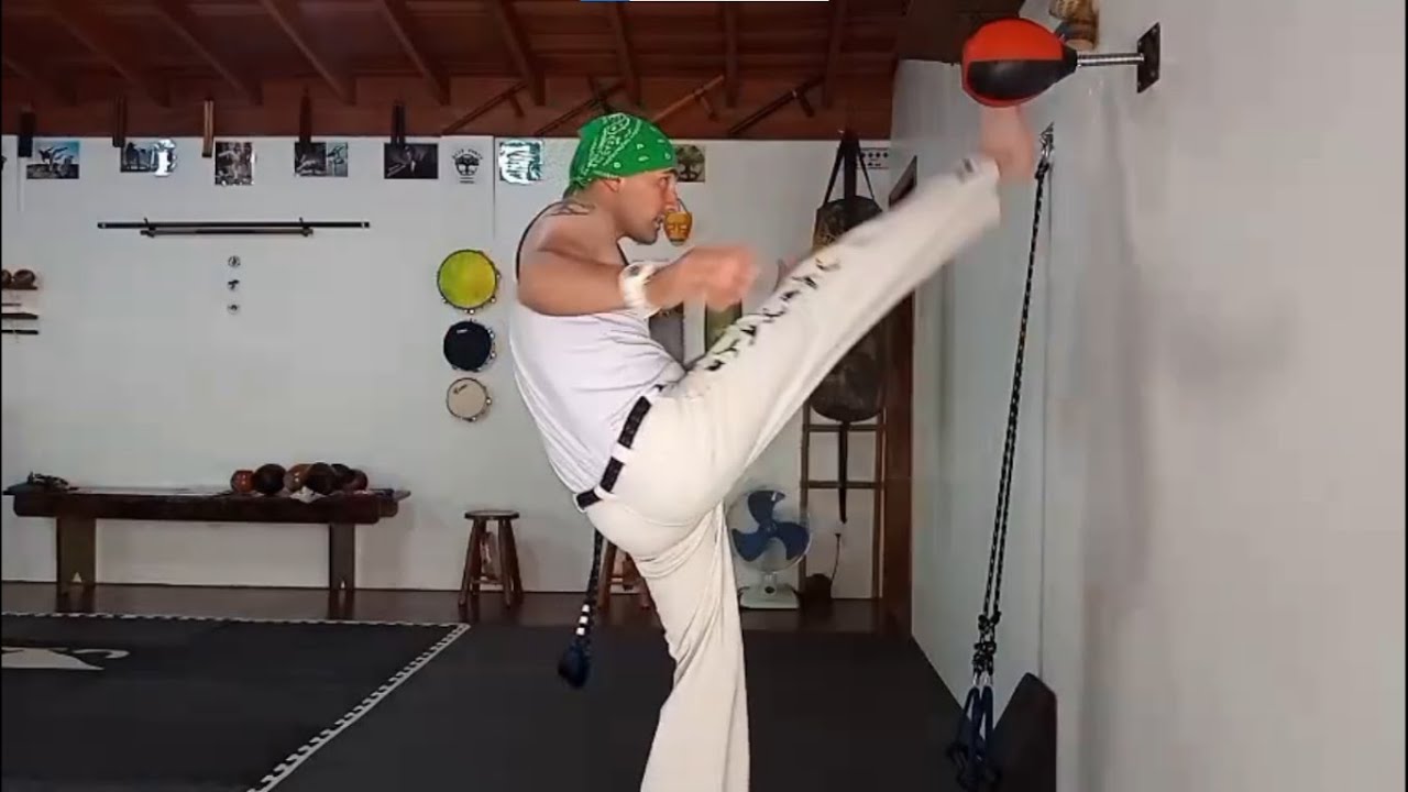 Bolinha de Chutes