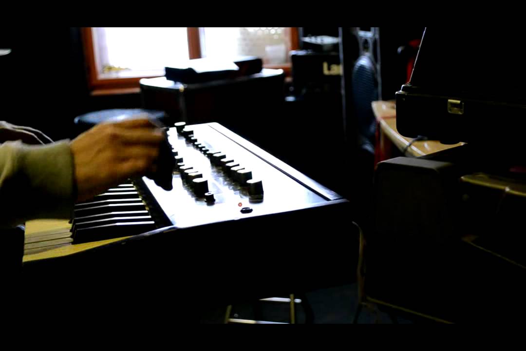 Soviet \ Russian analog synthesizer ALISA 1377 \ Алиса 1377 синтезатор