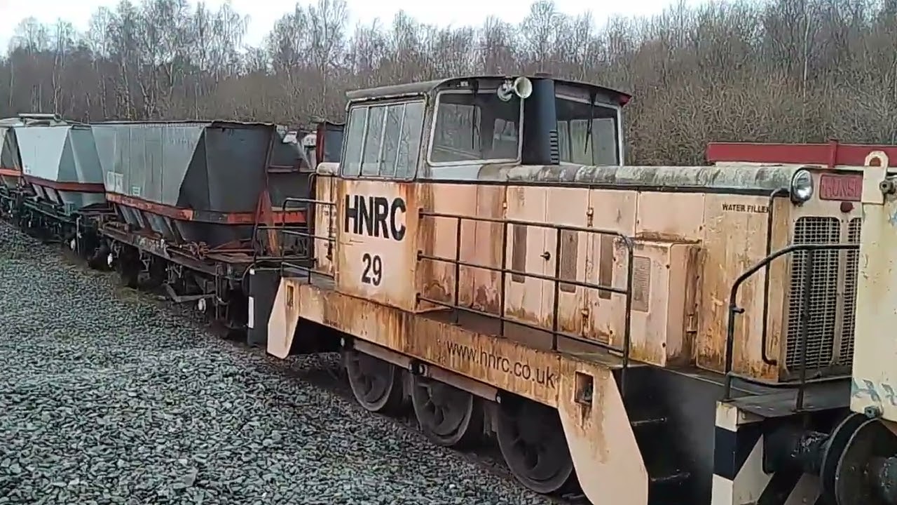 Found a Scott's - forklift truck and some trains 🚂..