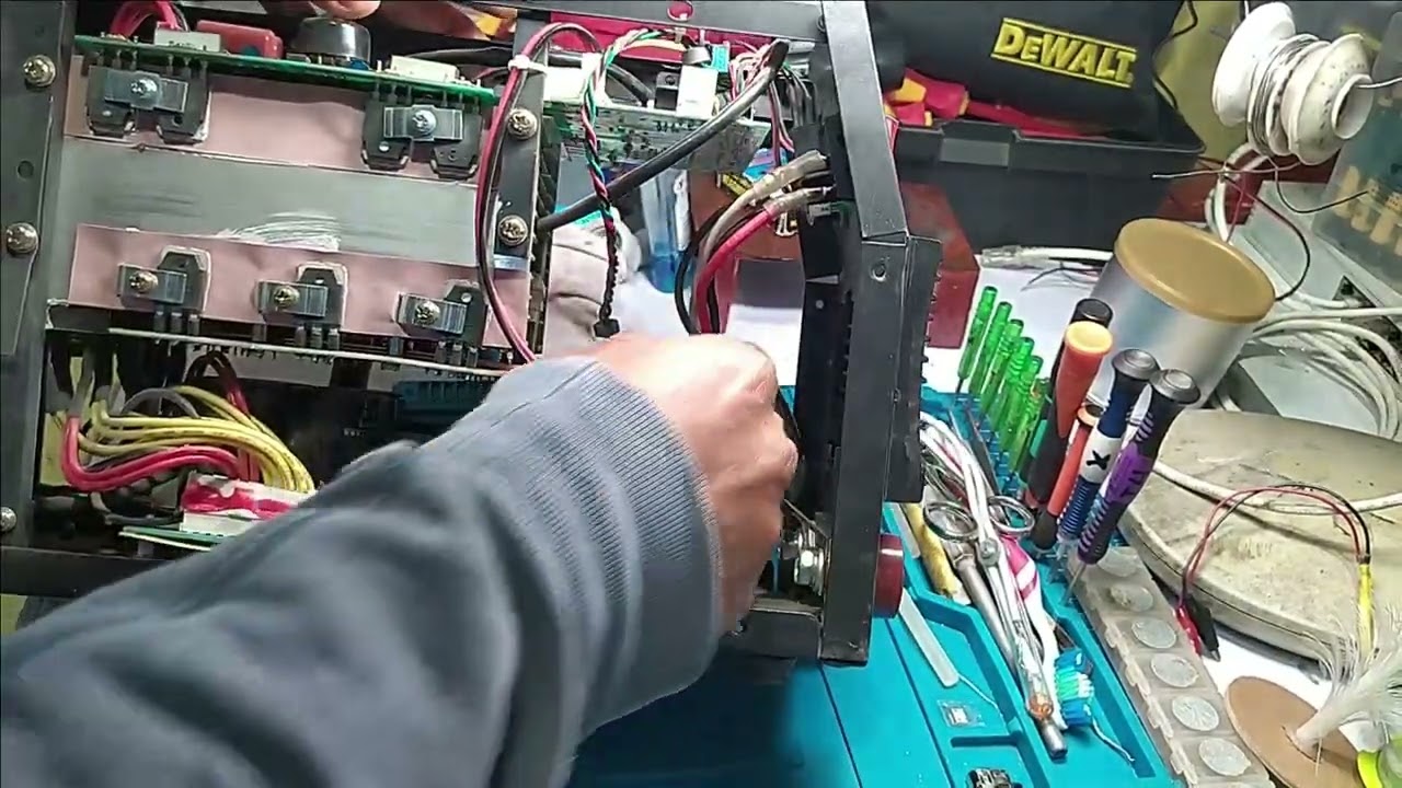 Reparación de Enchufe de inversor oakland sp 200