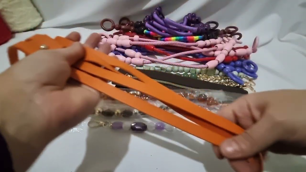 Yeni cicilerim ile geldim süper bir kargo açılışı sizi bekliyor iyi seyirler 