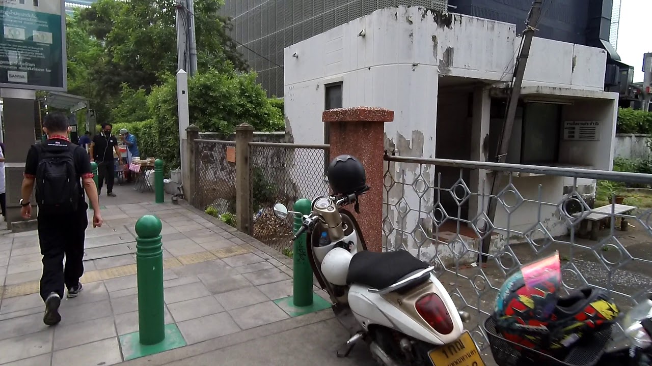 South Sathorn Road near Surasak BTS