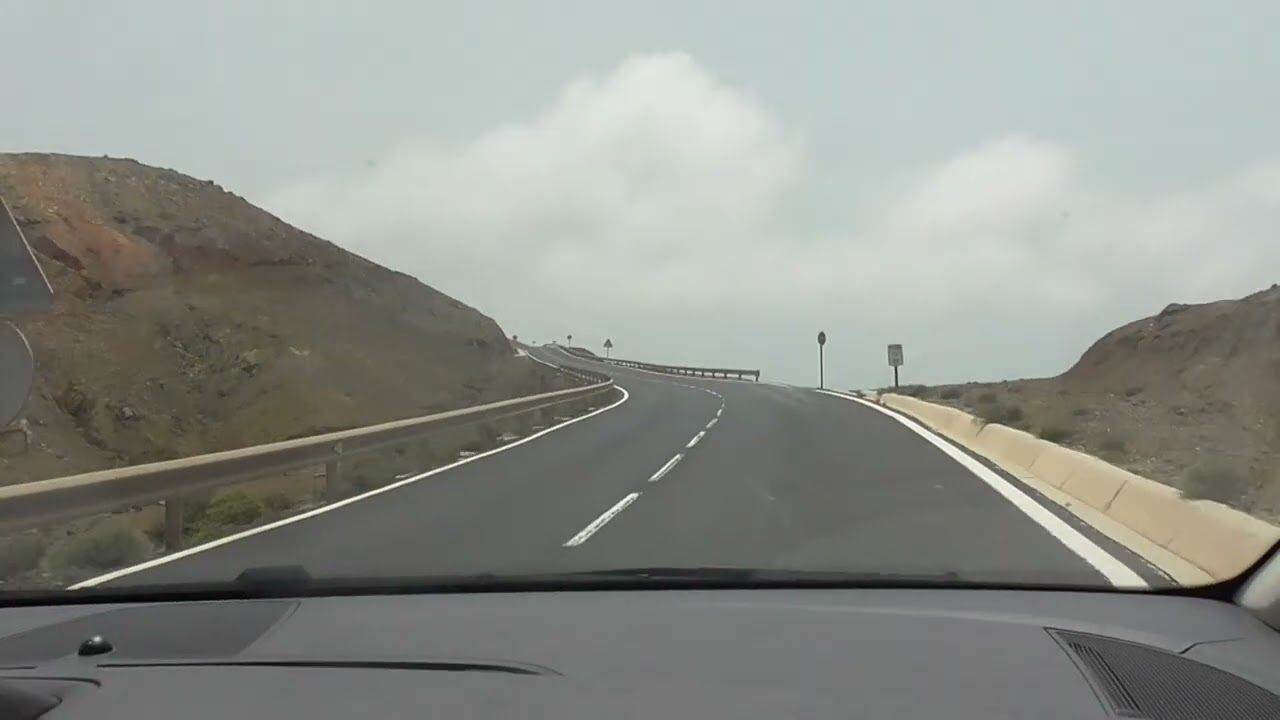 Fuertaventura drogi w środku sezonu turystycznego