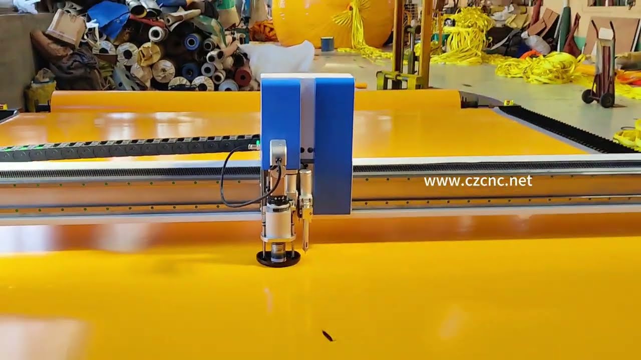 PVC Coated Fabric CNC Cutting Machine For Inflatable