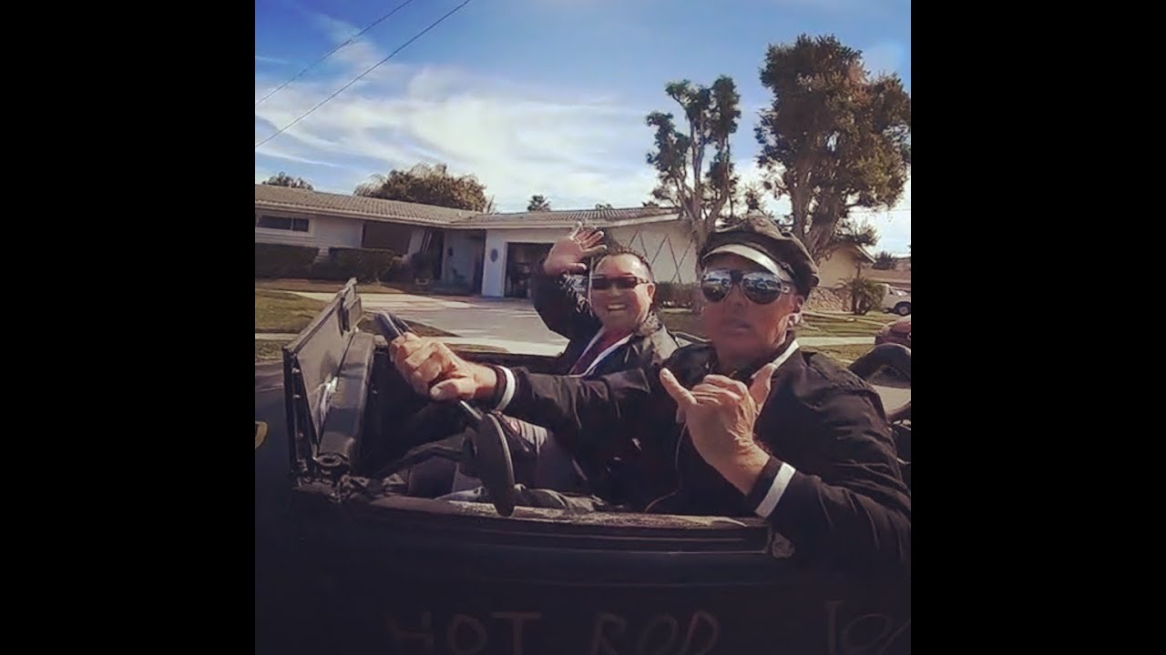 LUNCH WITH BRIAN BENT BY HIS ROADSTER/BURNOUT MAG TV_0108