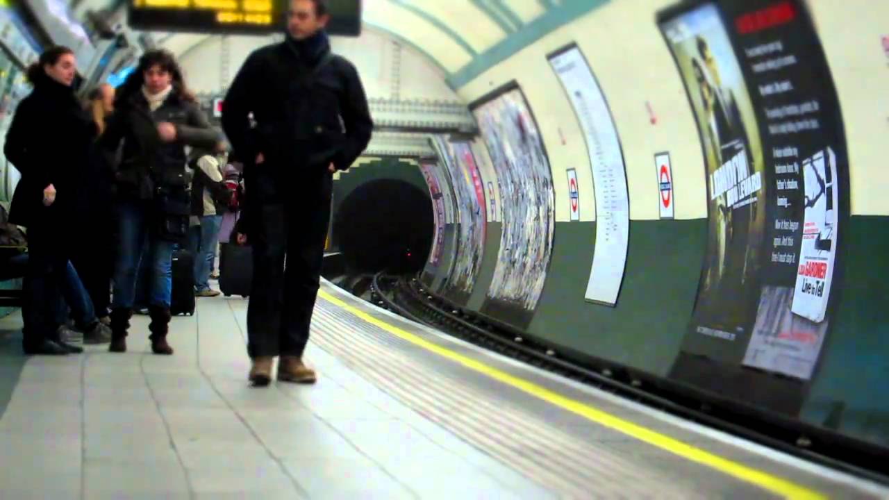 London underground - Russell square - time lapse video