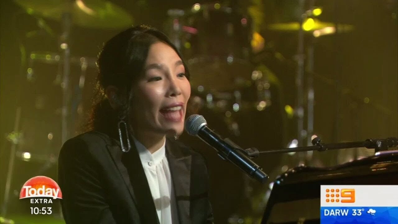 Dami Im - I Say A Little Prayer - Today Extra on 9