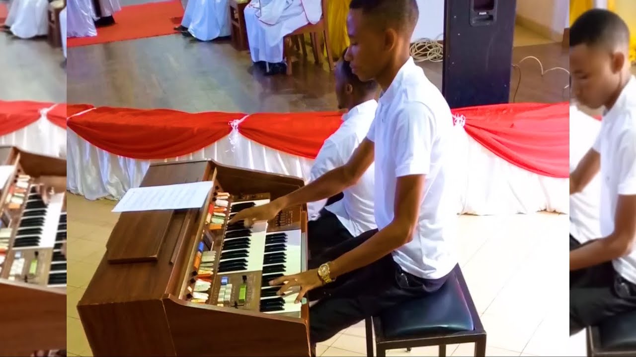APEWE SIFA- Misa ya Askofu, Parokia ya UDOM: Organist Frank Mtawa, Mtunzi: Zacharia Gerald