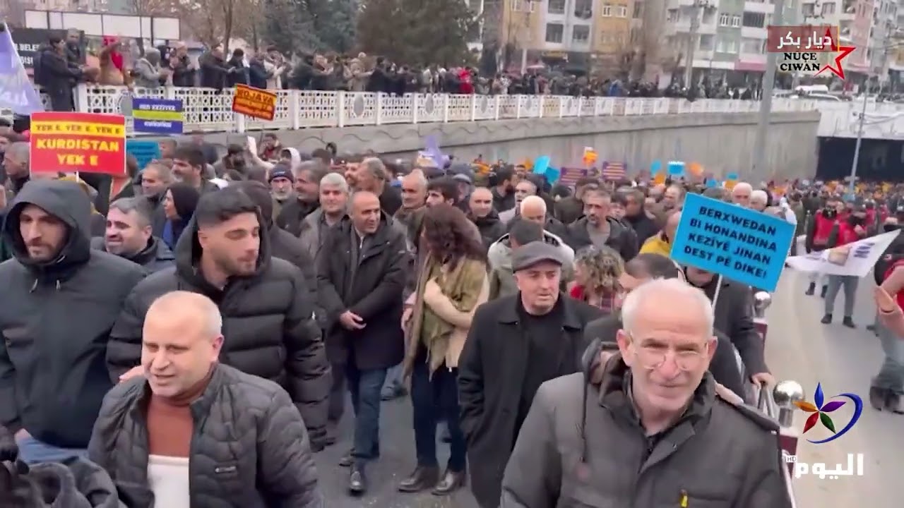 تظاهرات حاشدة للكرد بتركيا في اليوم العالمي للتضامن مع روج آفا