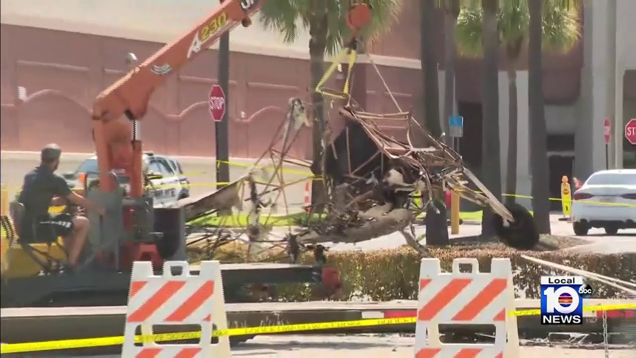 NTSB crews investigate fatal Hollywood banner plane crash