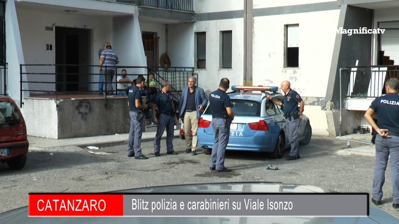 Catanzaro: blitz polizia e carabinieri su viale Isonzo
