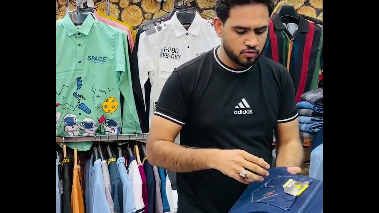 Jeans sale in zainab market karachi ,, amazing quality jeans in just 1199… watch video for details