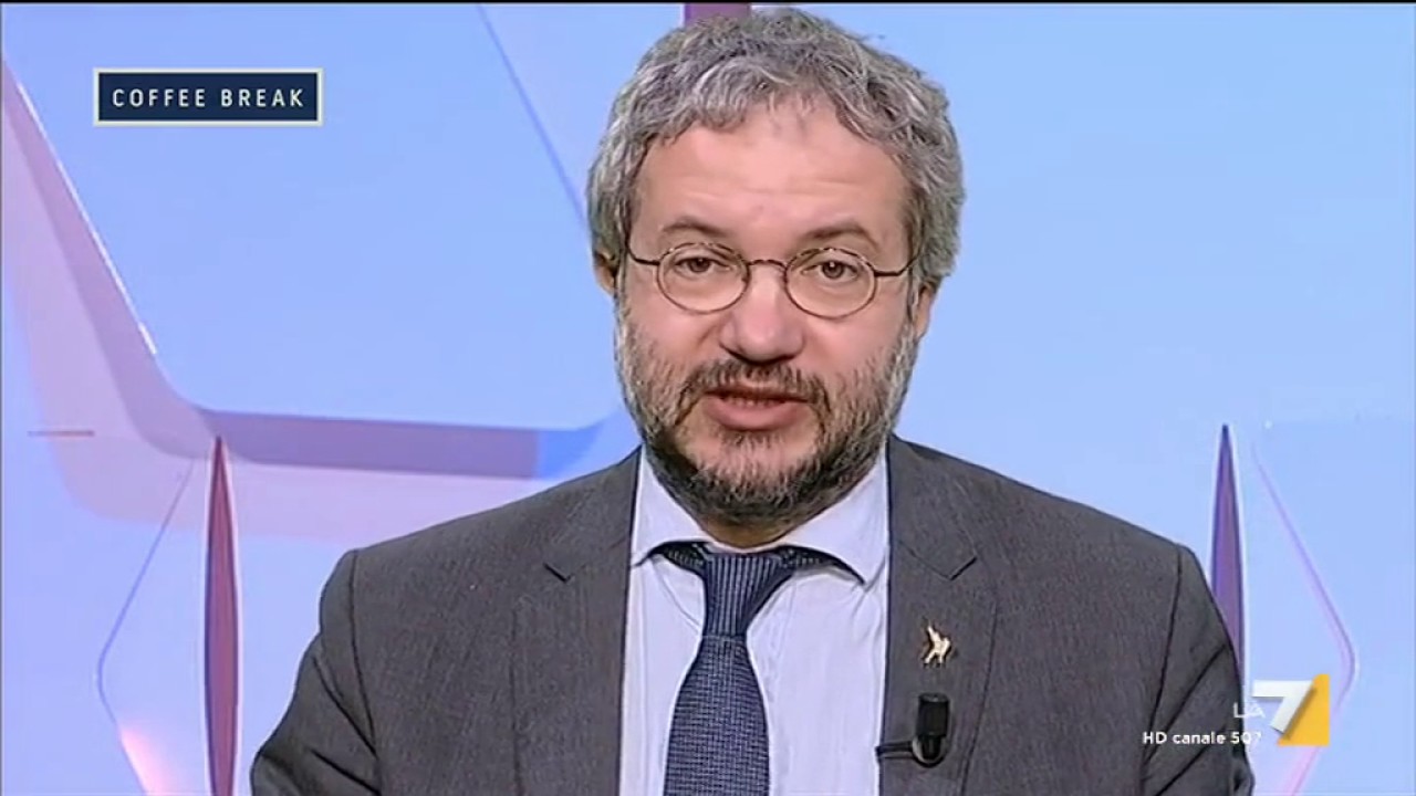 Claudio Borghi: 'Bisogna smetterla di giocare con la vita delle persone'