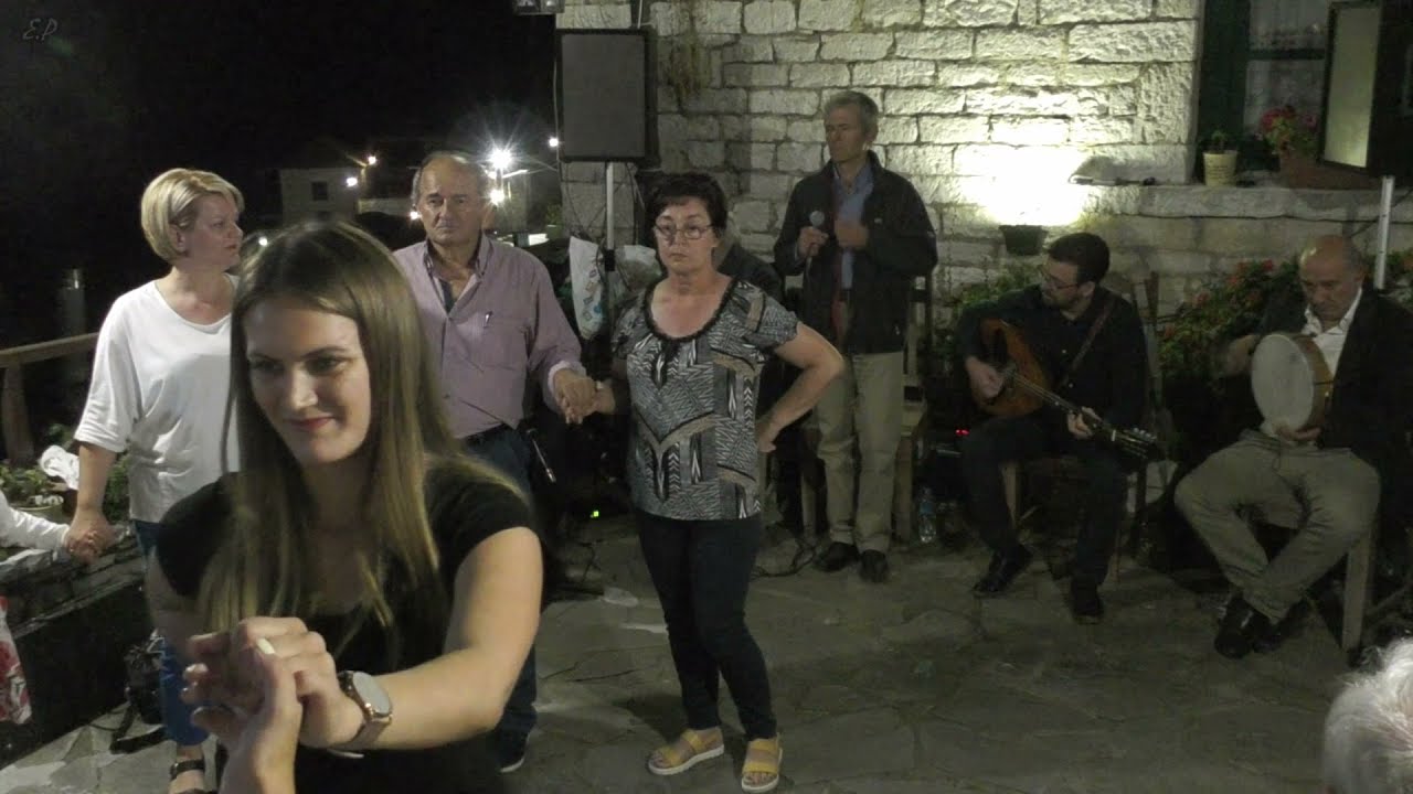 Τούτο το καλοκαιράκι -Σαράντα πέντε Κυριακές