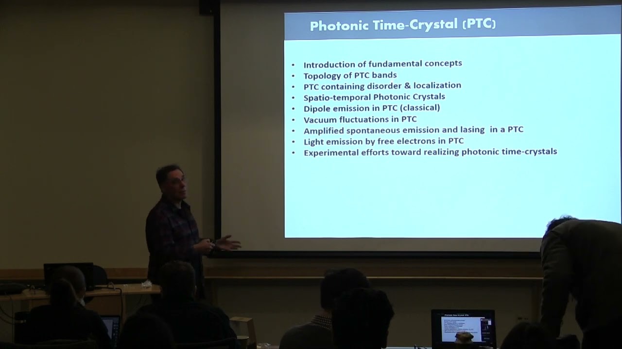 Photonic Time Crystals Crash Course with Prof. Moti Segev