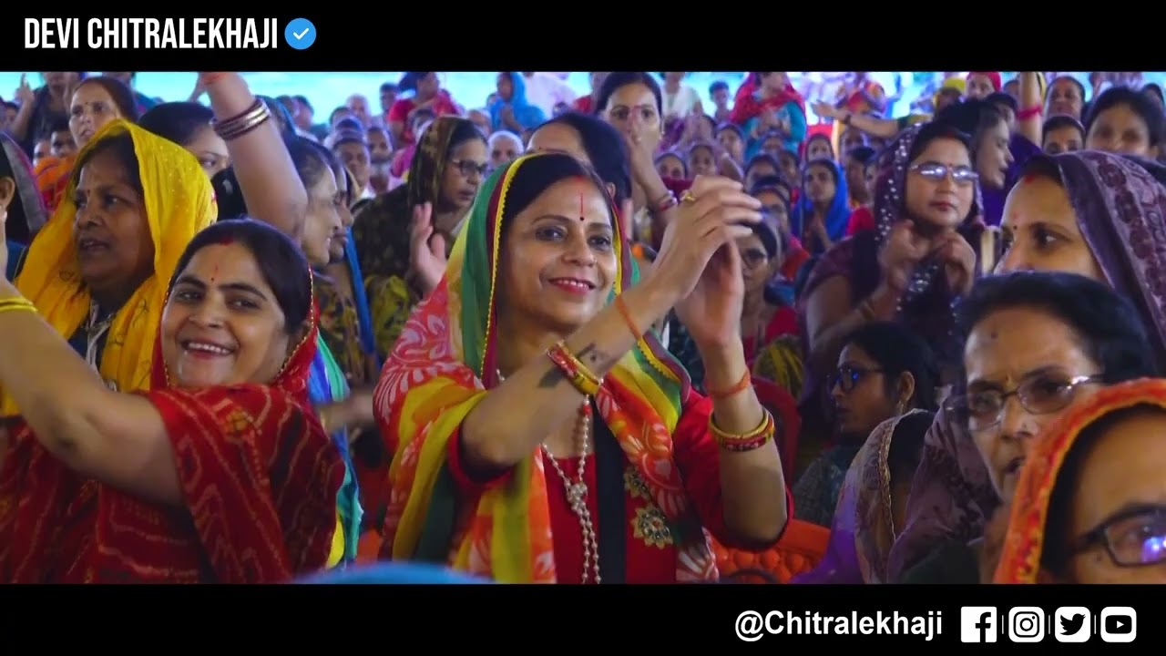 Aiso Raas Racho Vrindavan | Devi Chitralekhaji | Soulful Krishna Bhajan