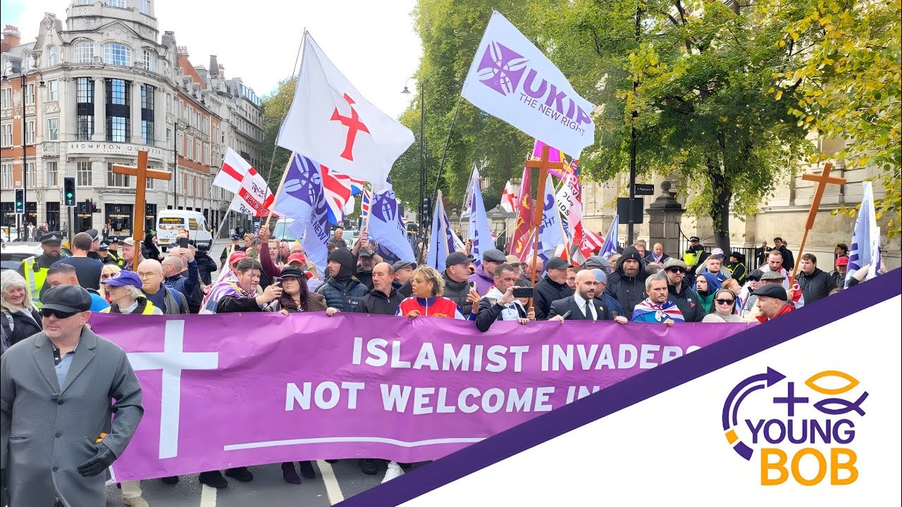 Тур UKIP по центру Лондона, посвященный депортации. Запрещено посещать Уайтчепел с участием Young...