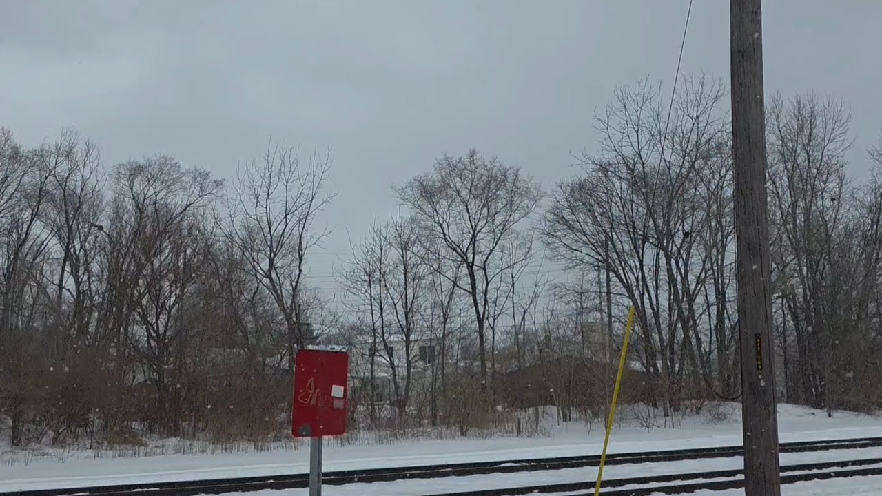 (UP 8807 lead CSX 931) (CSX 8335 lead CSX 4061)