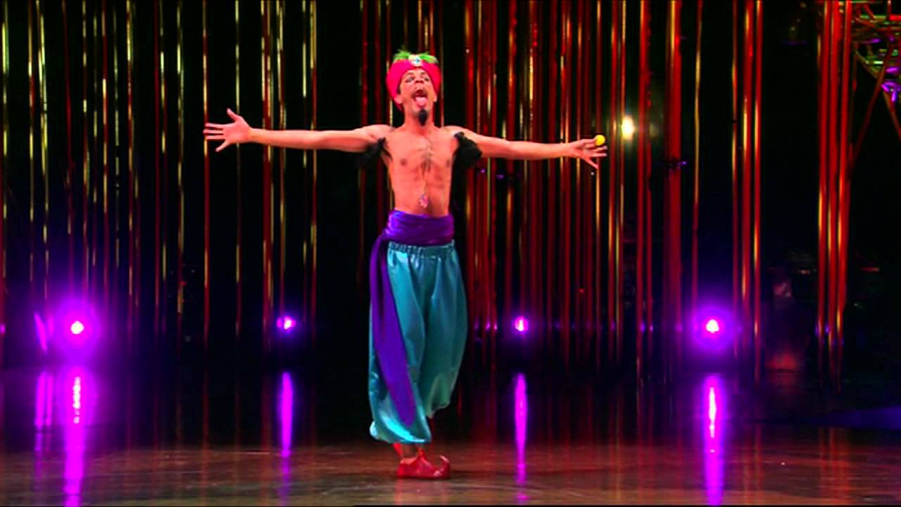 Cirque du Soleil's Varekai - Clowns (Claudio Carneiro and Mooky Cornish)