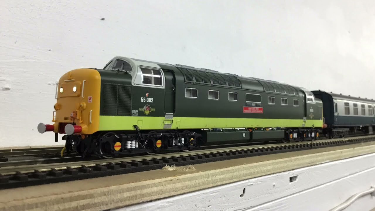 Accurascale/Locomotion Class 55 Deltic 55002 The King’s Own Yorkshire Light Infantry (KOYLI).