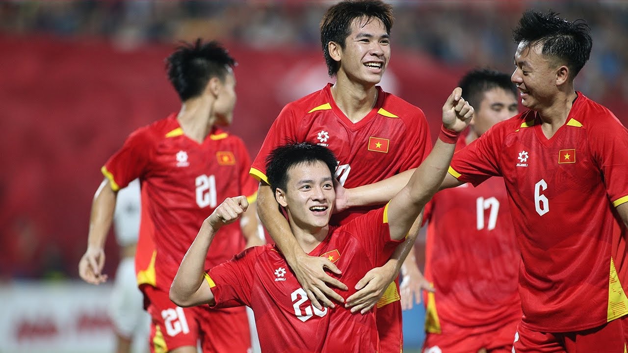 🔴 10 phút kinh hoàng, lứa U22 Việt Nam gieo sầu cho lứa trẻ Xứ Chùa Vàng