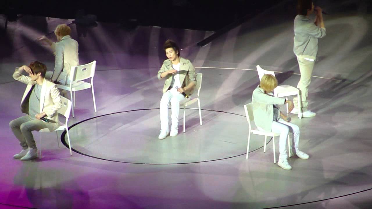 110910 SHINee World Concert SG - Graze (16/29)