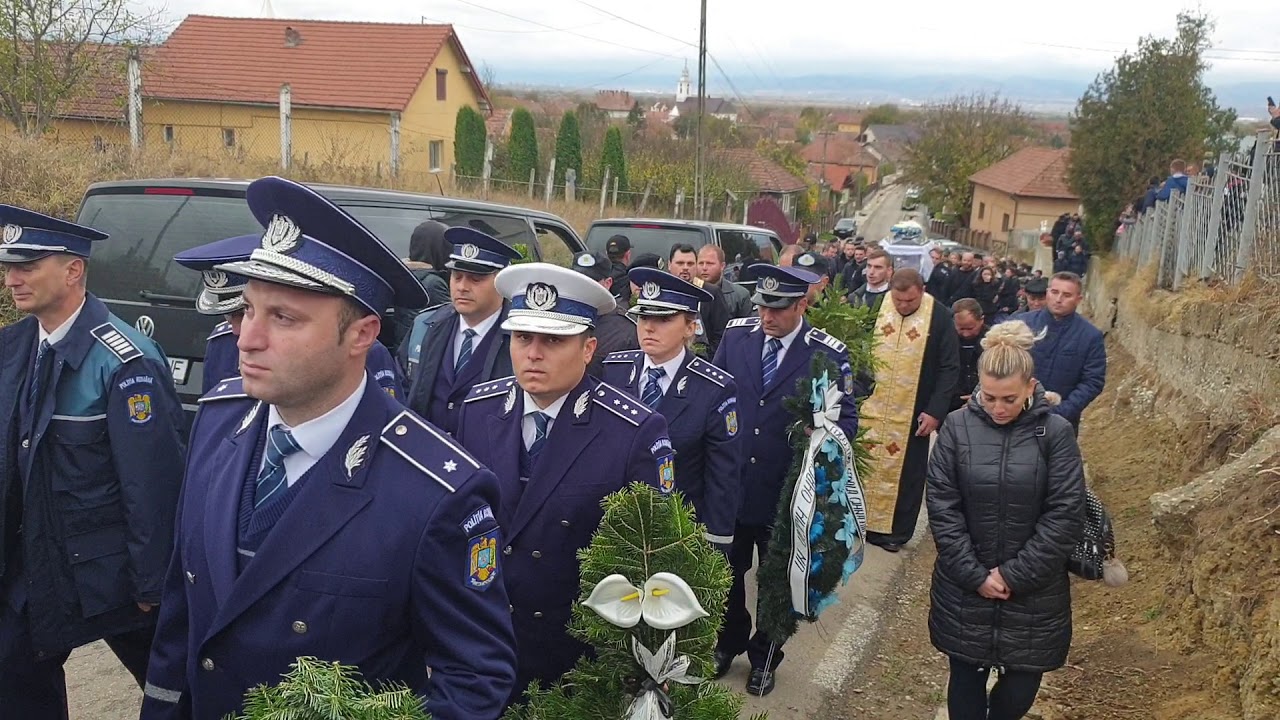 Ceremonia de înmormântare luptătorul SAS din Alba, la Mihalț