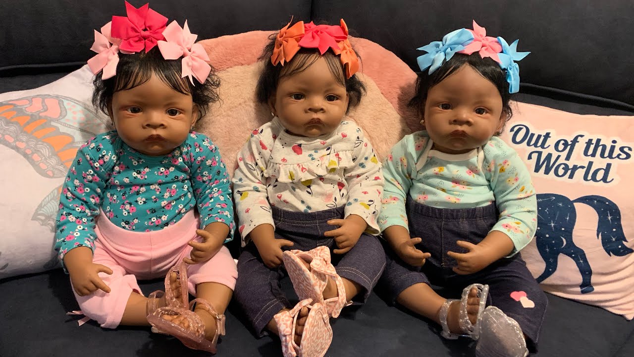 My Ashton Drake Jasmine Goes To Grandma’s triplets are on the comfy couch today!