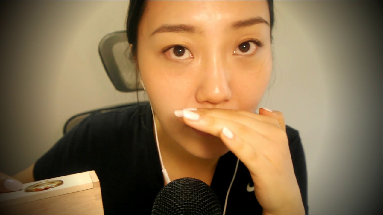 [ASMR] Scratch & Rake, Mic Brushing, Hand Movements, Rambling + More
