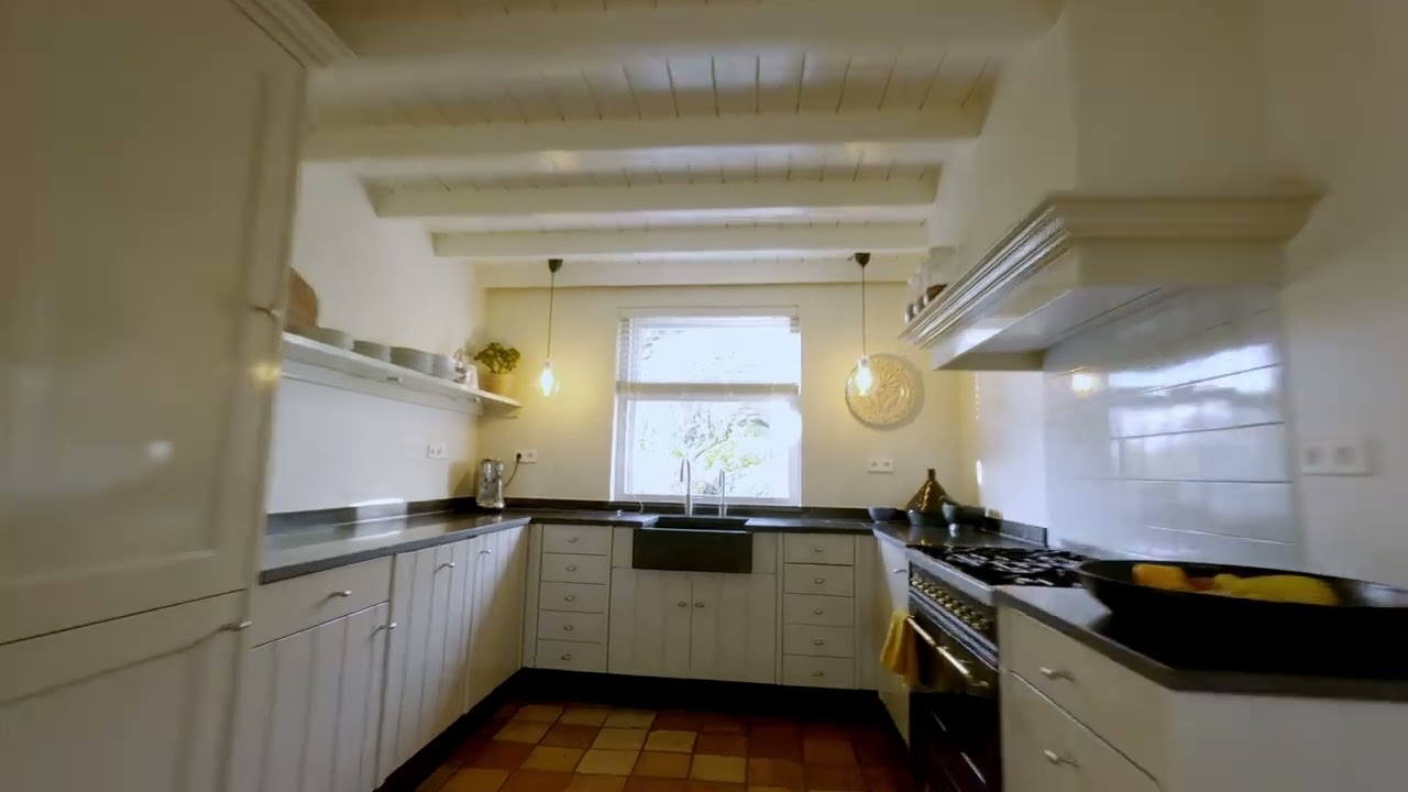 FPV Real Estate Tour in 4k (Netherlands)