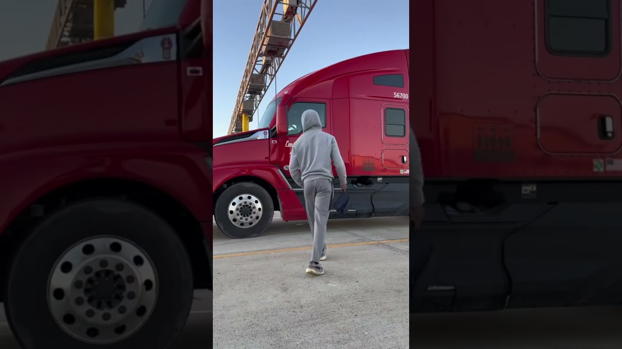 Delivering A 9AM Truck Appointment #shortvideo #shorts #trucker #cdldriver #cdllife #trendingshorts