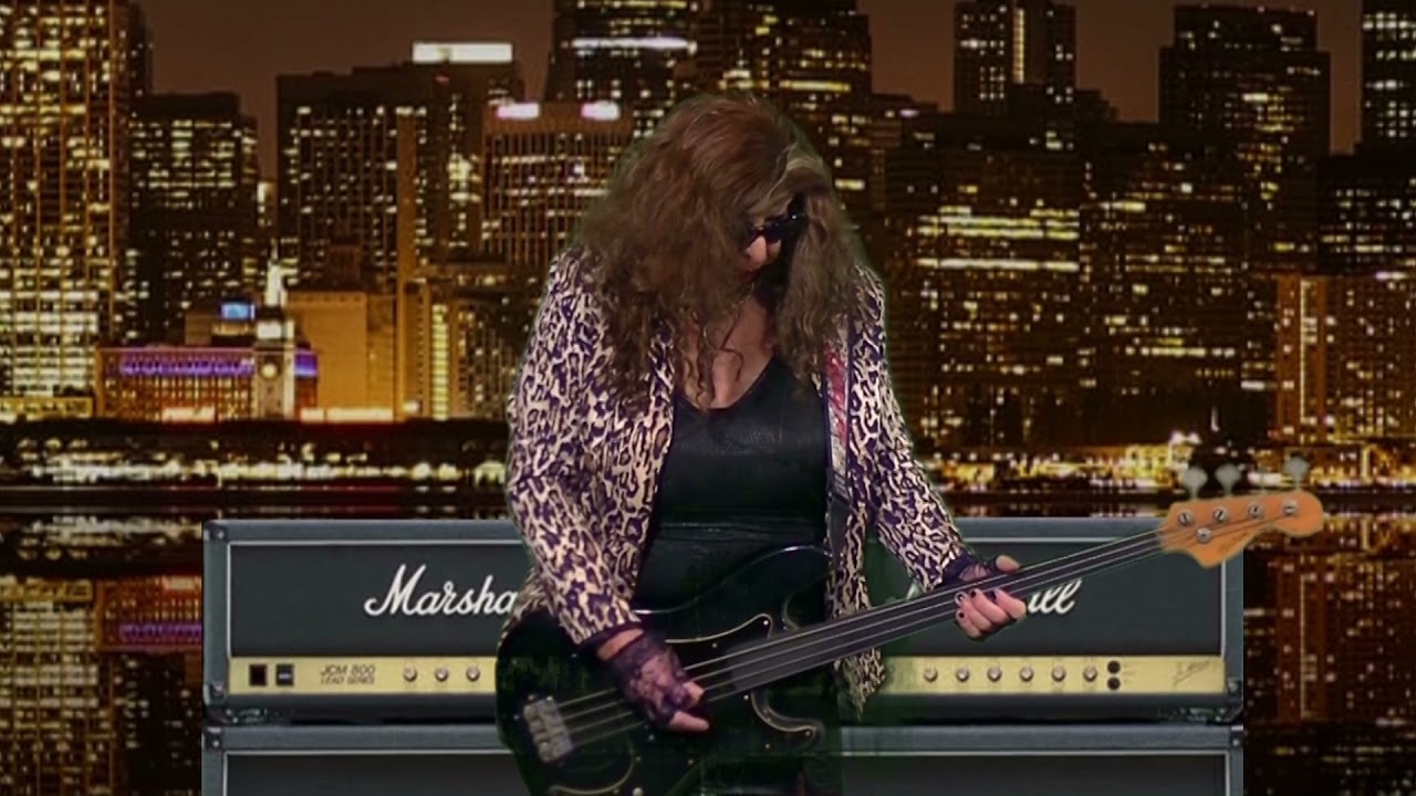 sweet hitchhiker (best cover ever by a crossdresser)