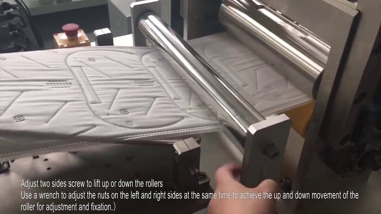 Folded mask production line rollers adjustment