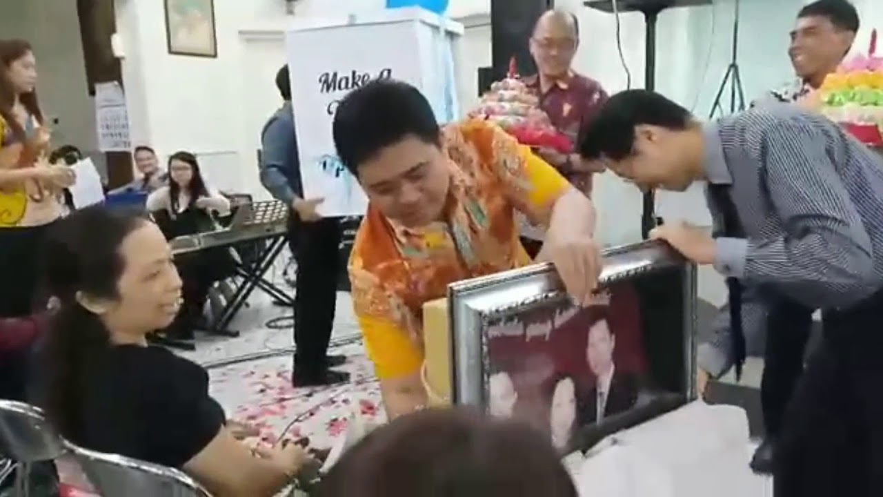 Perayaan Ulang Tahun Gembala GPTKK Surabaya