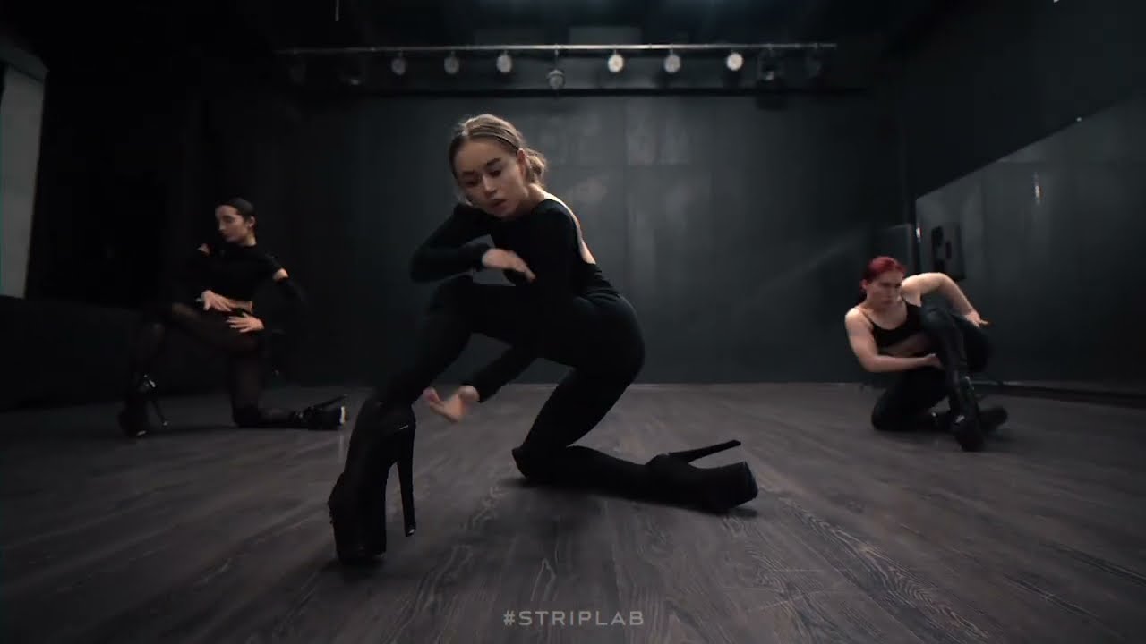 STRIPLAB | FRAME UP CHOREO
