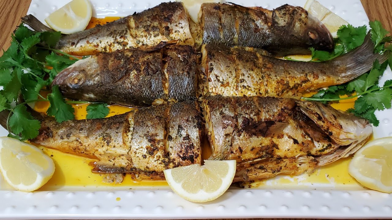 طريقة تحضير السمك المشوي بالفرن بتتبيلة سهلة وشهية (براق او قاروص)  Baked Sea Bass, Branzino Recipe
