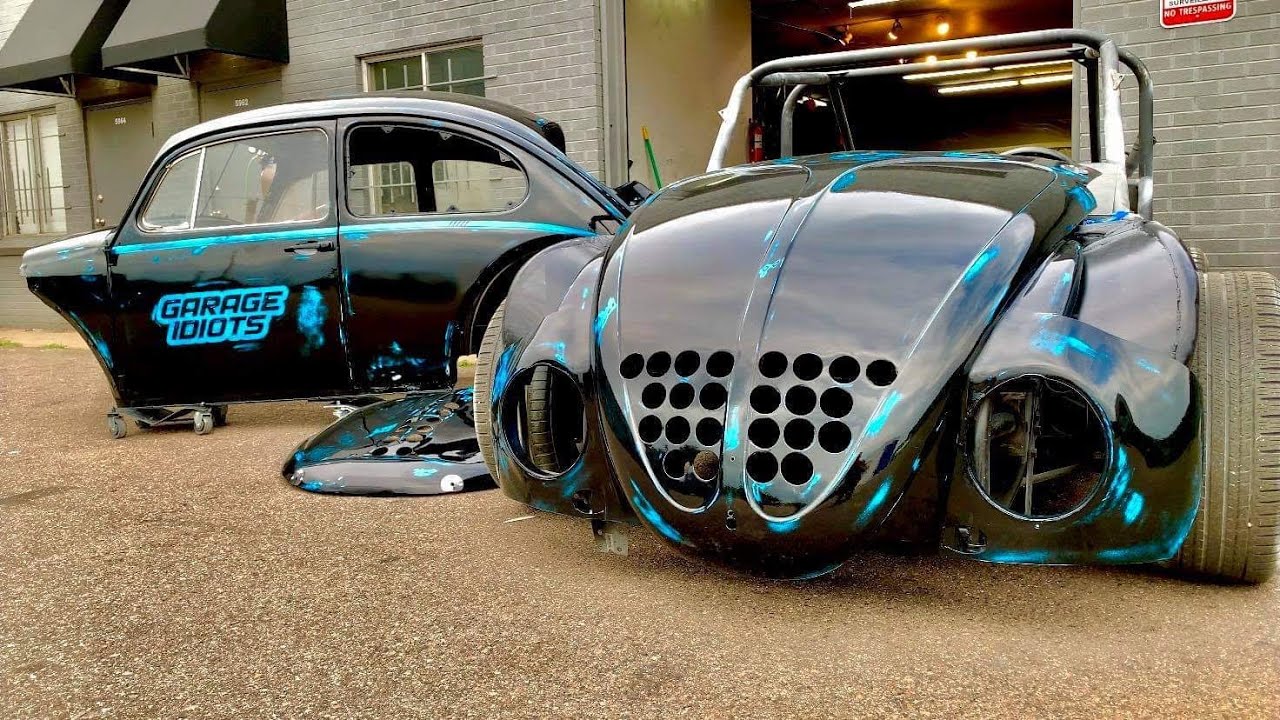 VW Bug с двигателем Turbo K20 покрашен