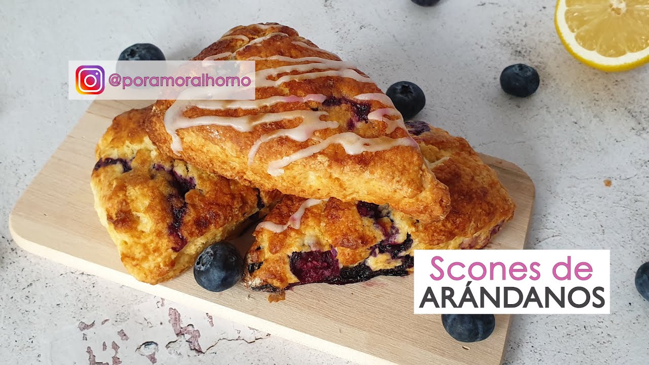 Scones de arándanos y limón