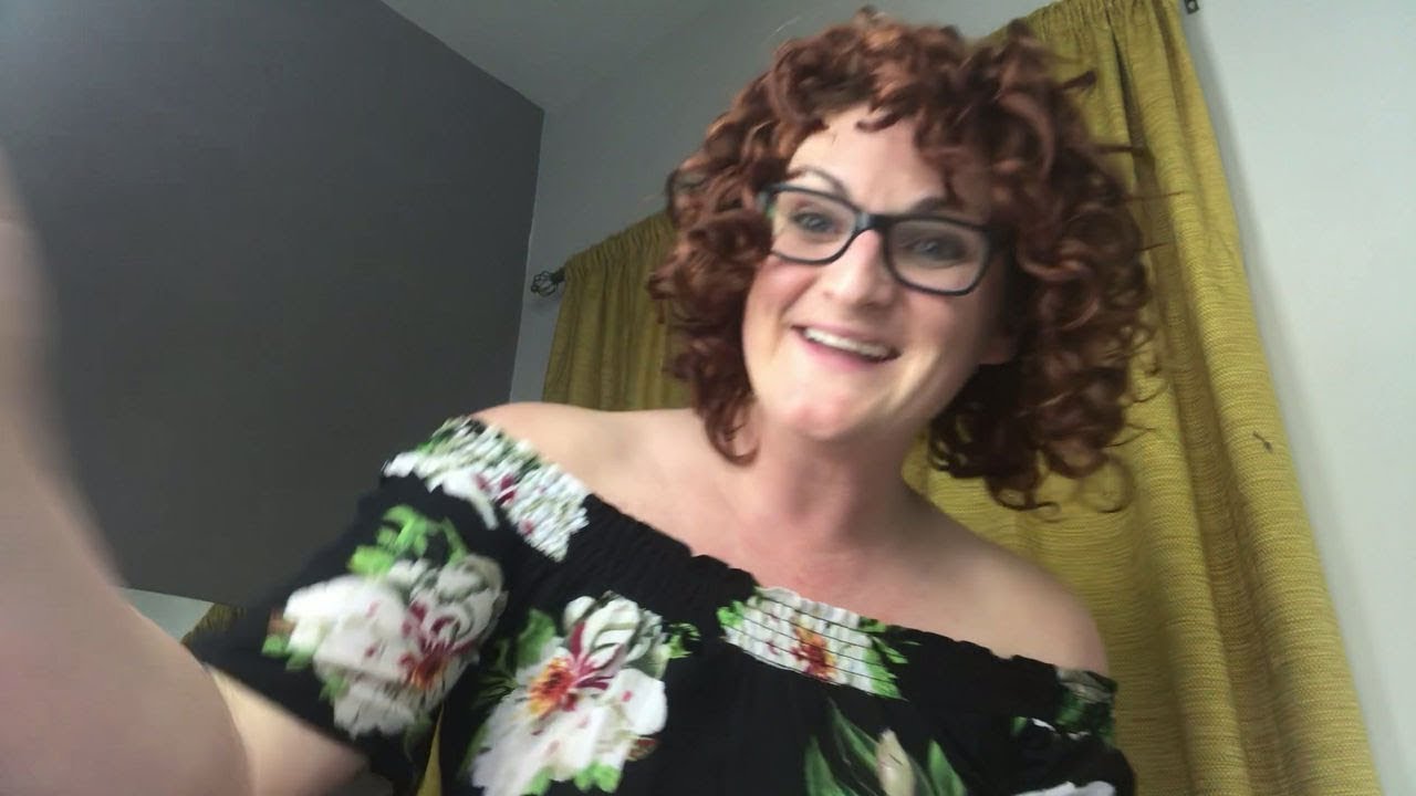 Dying my hair on the curly girl method using Daniel Field