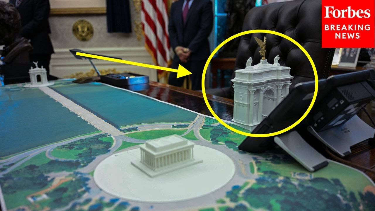 Trump Teases Apparently Huge Triumphal Arch Across From Lincoln Memorial