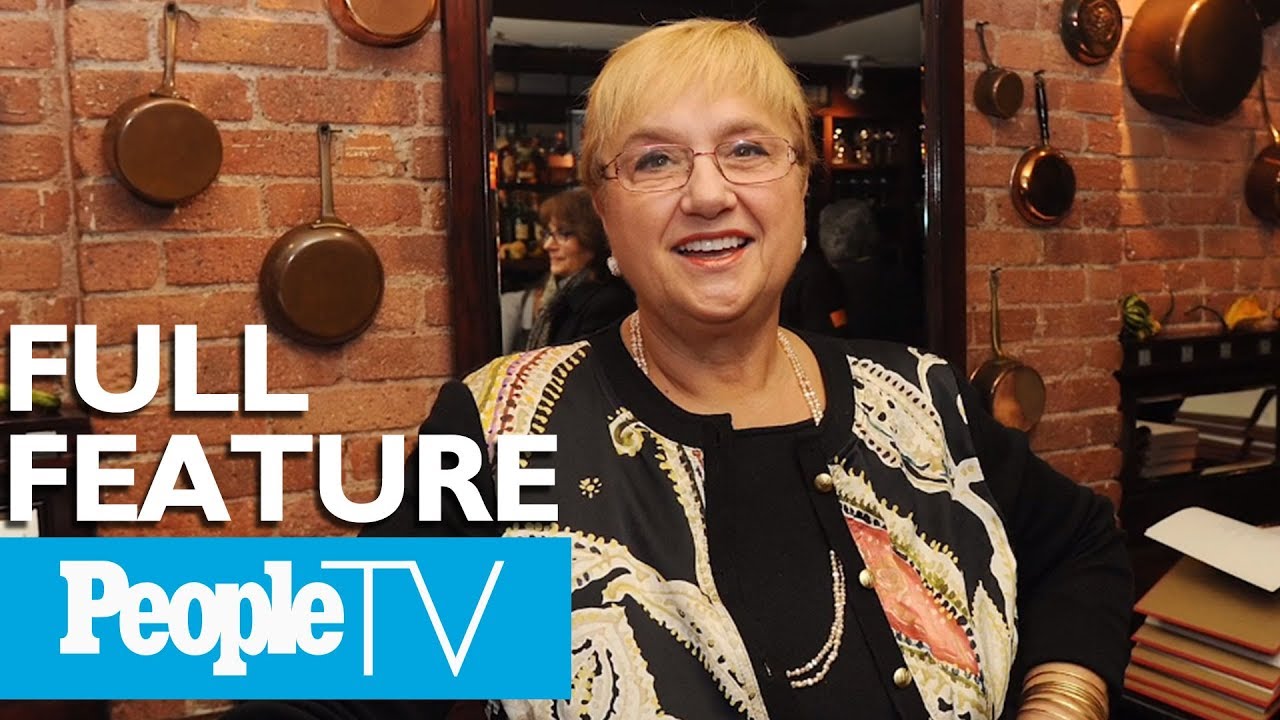 Lidia Bastianich Cooks Spaghetti With Shrimp & Basil, Tours Her Home & Garden | PeopleTV