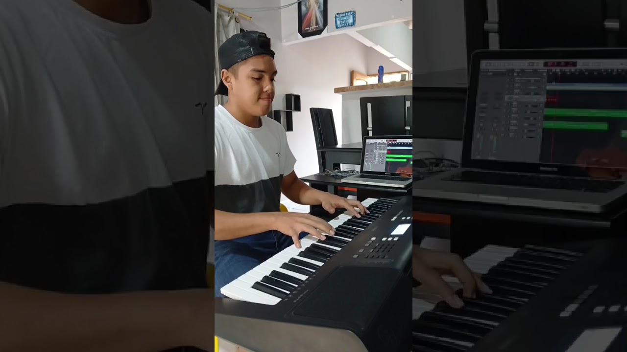 Ensayando un poco de este gran Tema musical 