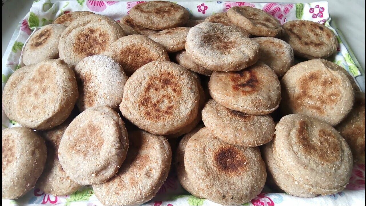 ميني بطبوط خيالي بالخميرة تاع الدار  👌بدقيق الشعير بطريقة سهلة و بكمية وفيرة💪 رطبين.. 😋
