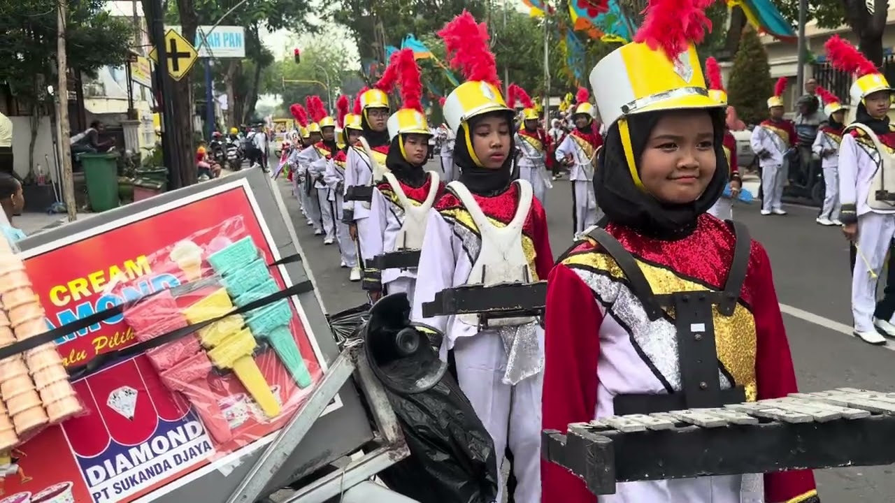 Menyaksikan Kejurprov 2024 Drumband Lamongan