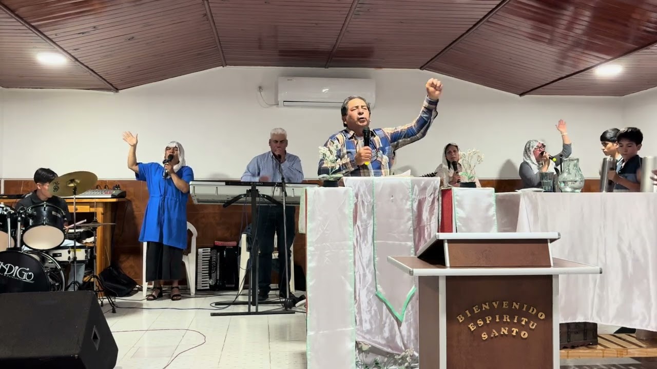 Alabanza: Abre mis ojos oh Cristo. Que en esta tarde el Señor pueda traer triunfo a nuestras vidas